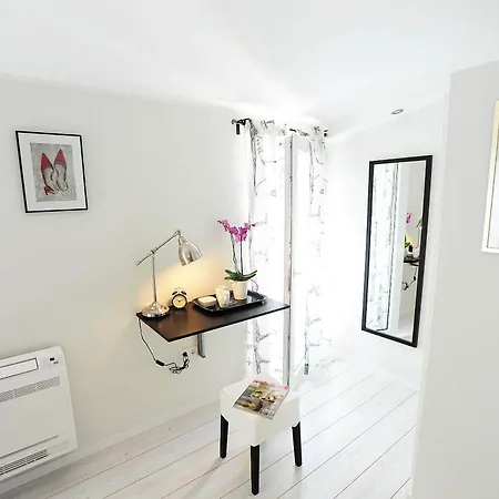 시티 클래스 어코머데이션 B&B 4*