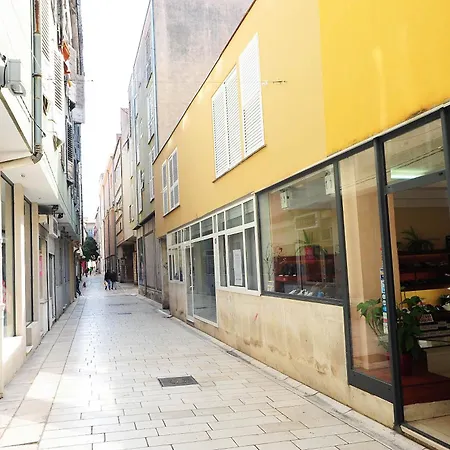 Alojamento de Acomodação e Pequeno-almoço Class